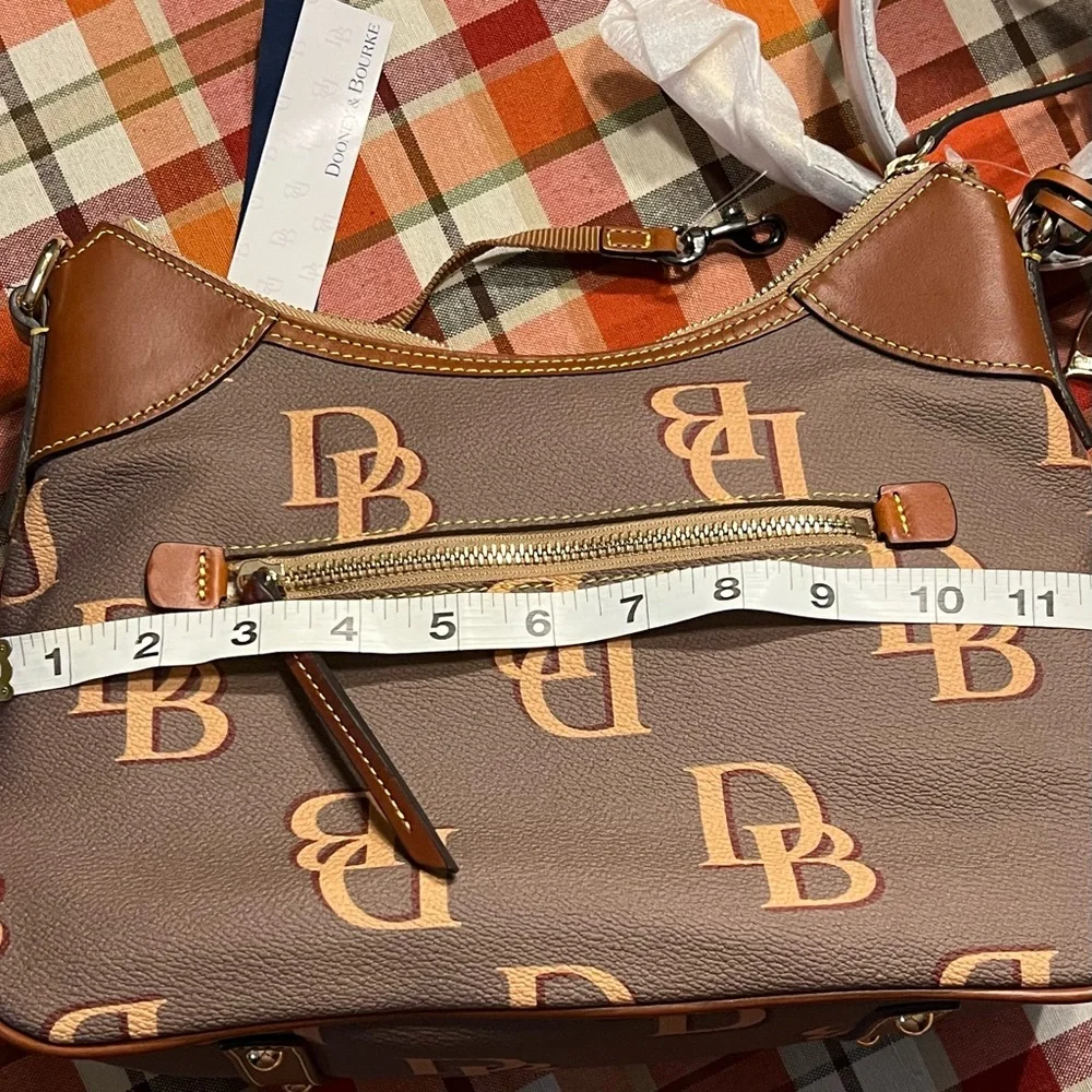 Dooney & Bourke Brown and Tan Logo Pebble Grain Hobo Shoulder Bag NWT - Picture 7 of 9